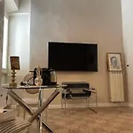 Vasari Suite Apartment